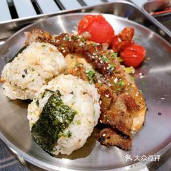 春麗吃飯公司Mars實驗室K11店 西班牙豬五花雜烤配飯團深度食評與用戶口碑解析